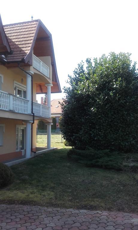 Attila Vendégház Hévíz Exterior foto