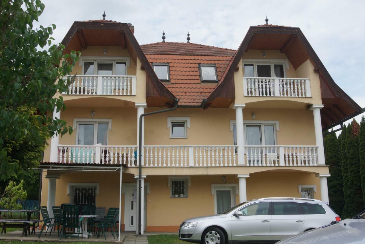 Attila Vendégház Hévíz Exterior foto